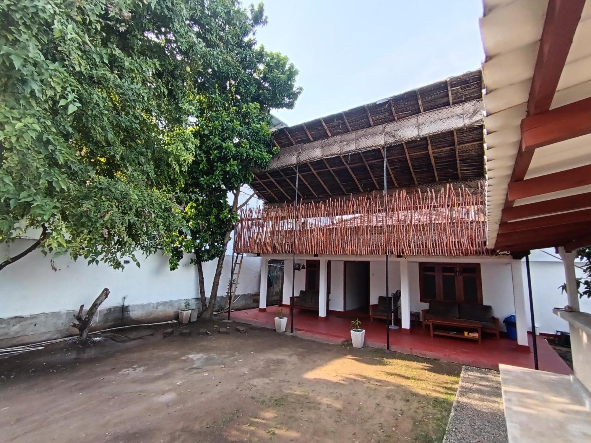 One More Day Hostel Weligama Εξωτερικό φωτογραφία